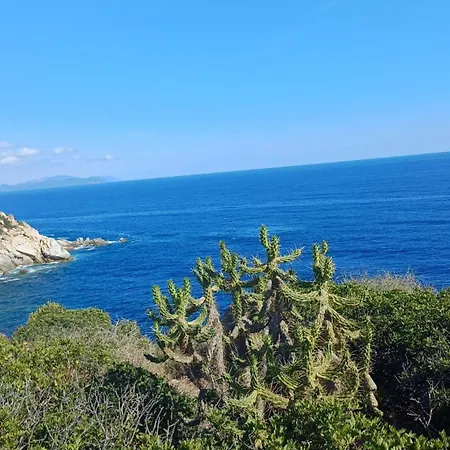 Li Conchi 17 Villa